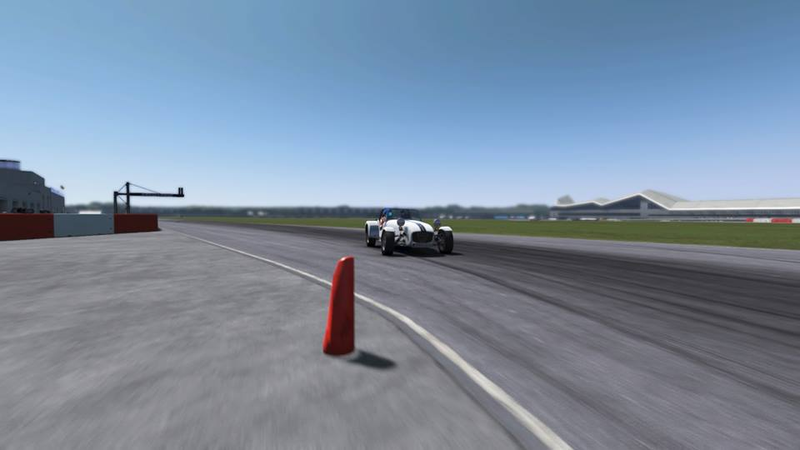 Illustration for article titled Any Of Y'all Play Project Cars On PS4?